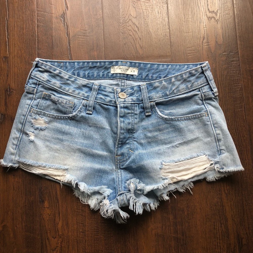 (Abercrombie & Fitch) denim cutoff shorts